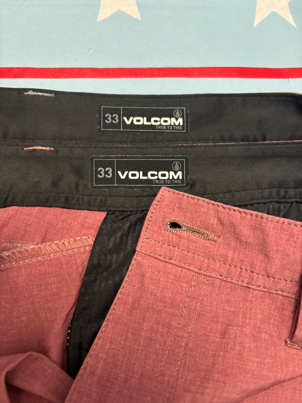 Volcom - Picture 3 of 3